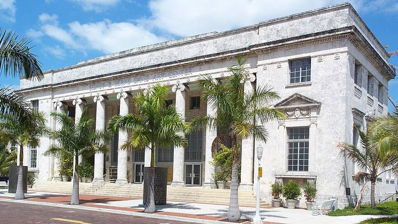 Historic courthouse building in downtown Fort Myers, Florida.