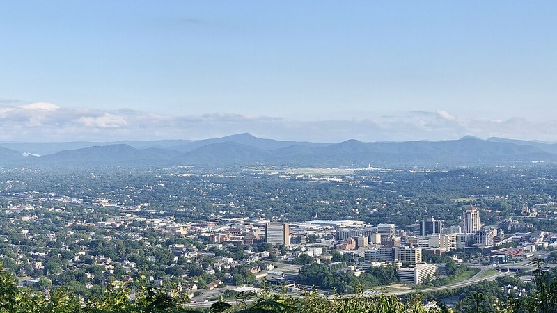 Roanoke, Virginia, and surrounding mountains seen from Mill Mountain.